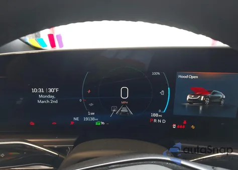 2024 Cadillac Lyriq Tech W/1Sa z USA, uszkodzony, nr VIN 1GYKPMRL2RZ120362